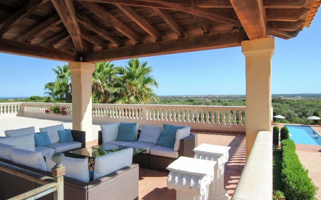 Elegant Luxury Villa in Santanyl With XL Pool