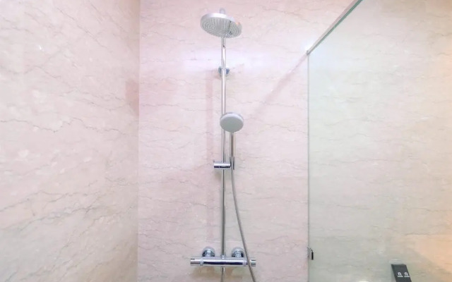 Comfy And Cozy 2Br At Menteng Park Apartment