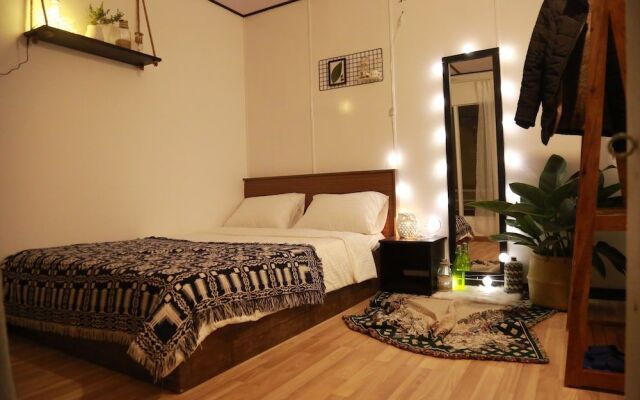 Aurora Homestay - Hostel