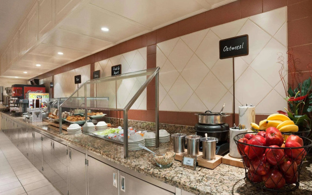 Embassy Suites by Hilton Las Vegas