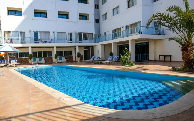 Mina Hotel