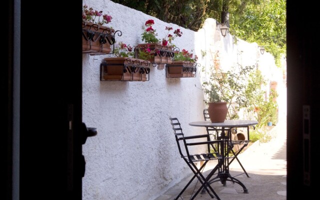 Seranides Boutique Hotel