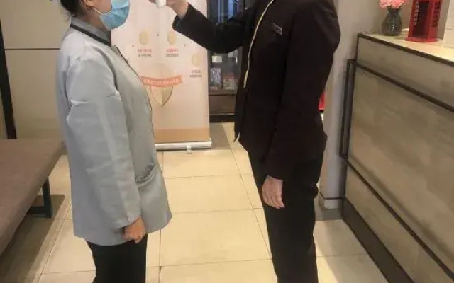 Ease Hotel (Kunming high tech Zone store)