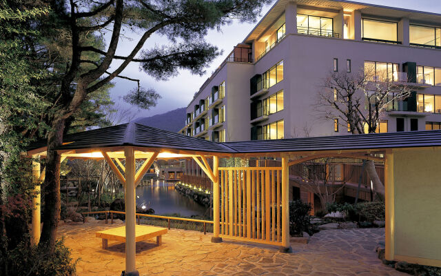 Hotel Harvest Hakone Koushien