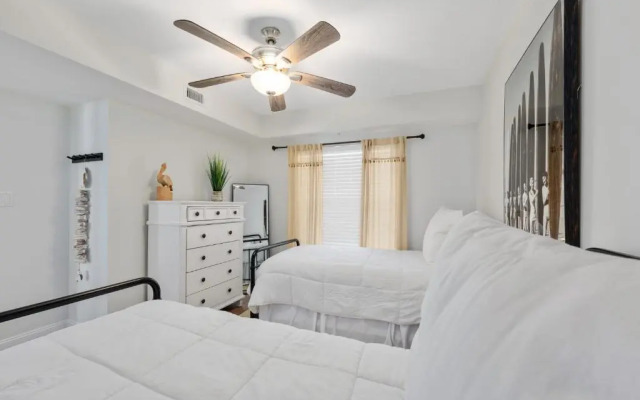 Sea Winds 501 - Corner Breeze