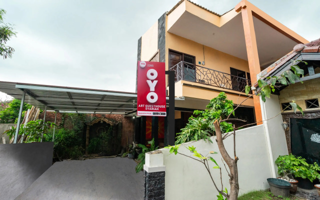 Super OYO 2285 Art Guest House Syariah