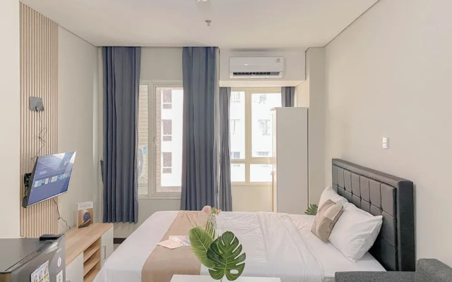 Best Furnished And Homey Studio Nifarro Park Apartment
