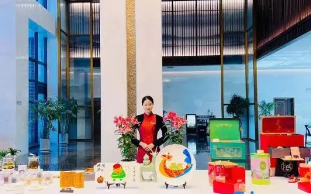 Rose Hotel (Nanyang Zhangheng Avenue Municipal Government Store)
