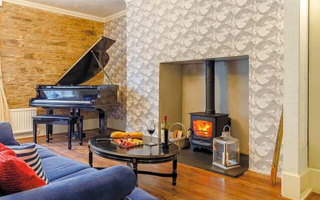 Pendennis Lodge