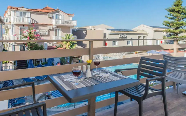 Planos Beach Hotel