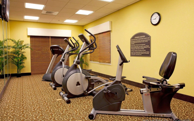 Holiday Inn Express & Suites Chaffee-Jacksonville West by IHG