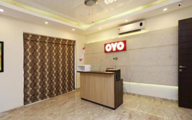 OYO 15228 Flagship New property @south city -2