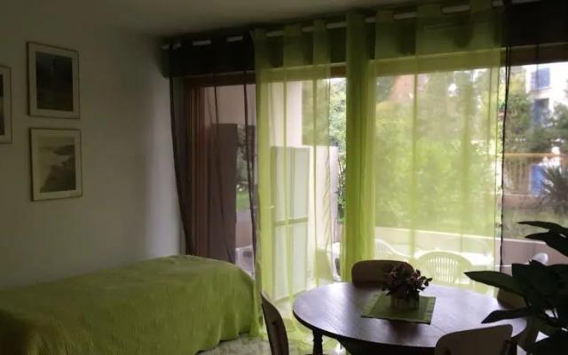 Agence Anthalia - Mikaela Park