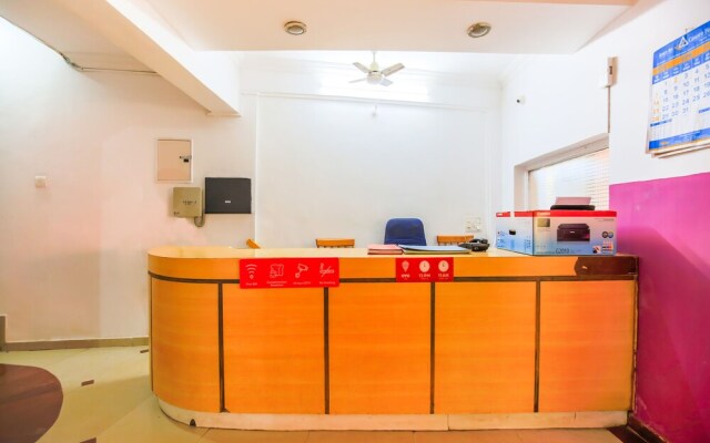 OYO 23068 Hotel Kamal Palace