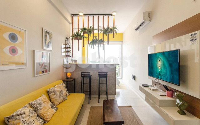 Pequeño estudio moderno en el nuevo centro de Asunción MA001