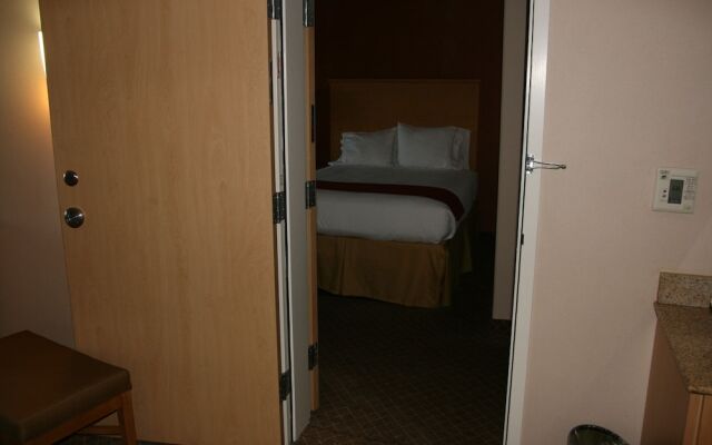 Holiday Inn Express Stockton Southeast