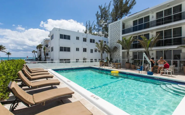 Premiere Hotel