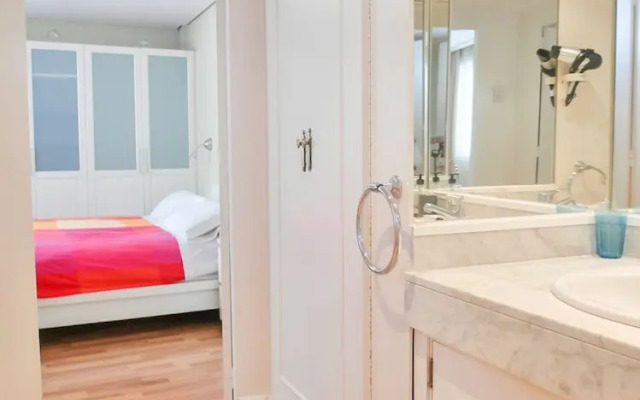 DFlat Escultor Madrid 608 Apartments