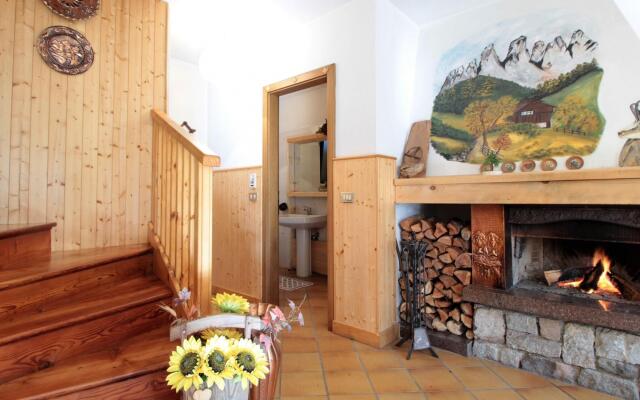 Wooden chalet in Pieve Tesino with garden