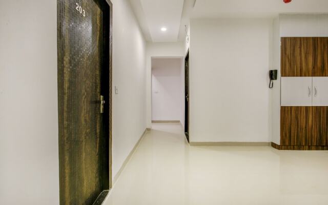 Treebo Kings Inn Vashi