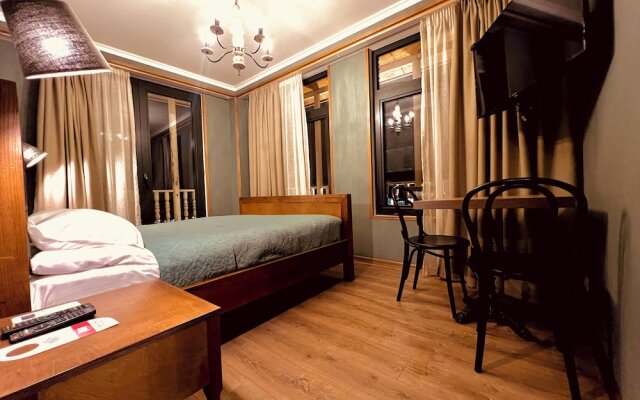 ул. Бахтриони, 2