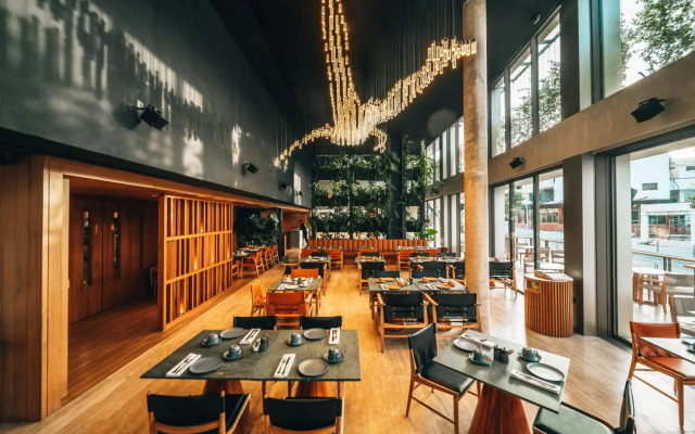 M Boutique Hotel - Designed for Adults