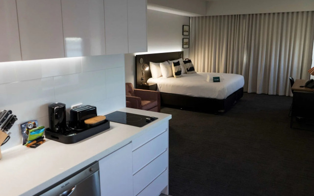 The Gerald Apartment Hotel