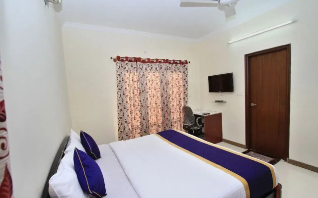 OYO 4848 3 Square Inn