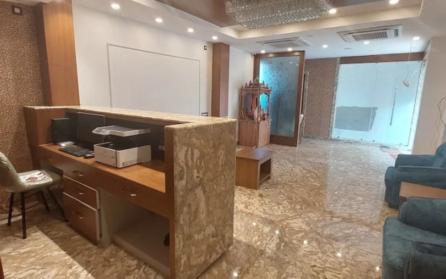Pipul Padmaja Beach Inn