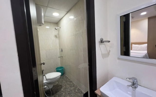 Hyphen Business Hotel