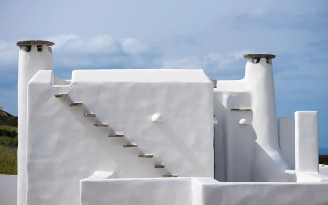 Villa Mira Paros  Luxury Suites