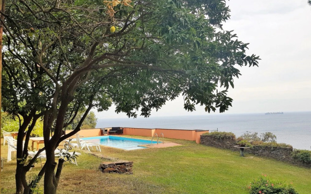 Villa Limoni