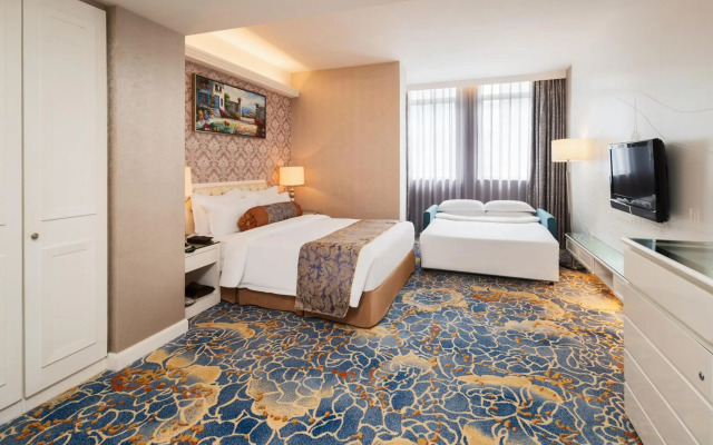 Metropole Hotel