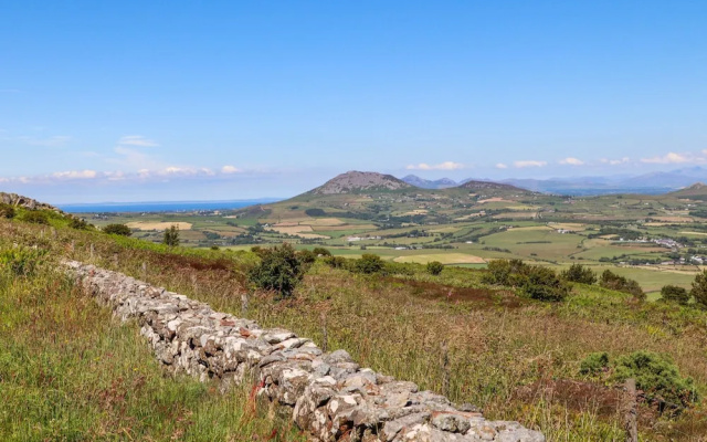 Tan Y Fynwent