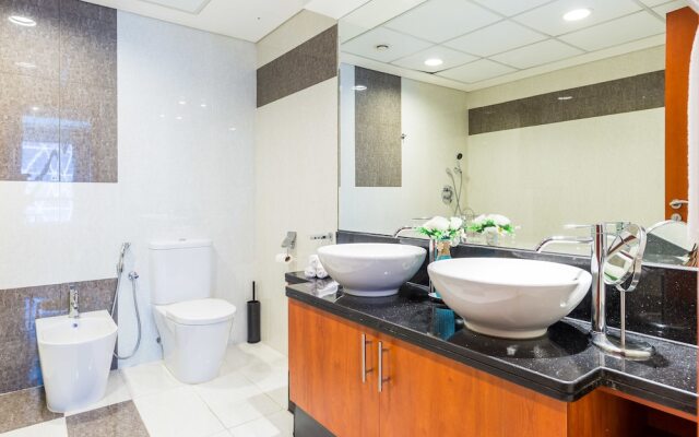 Park Towers by Deluxe Holiday Homes