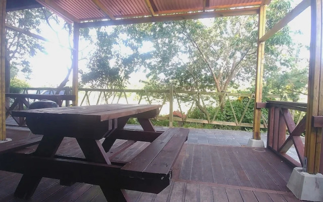 Salmon Village Pension