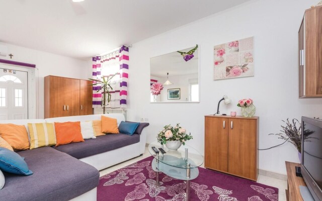 Nice Home in Rukavac With Wifi and 4 Bedrooms