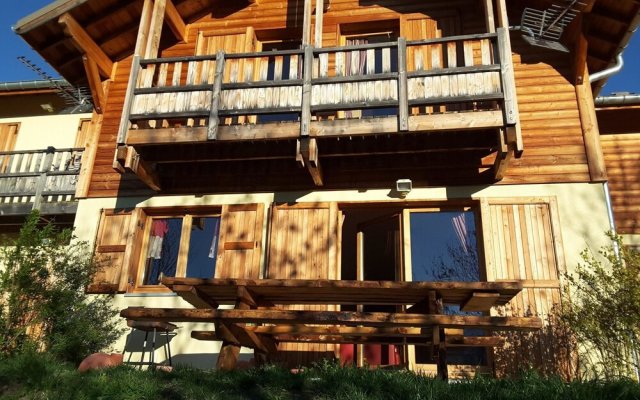 Chalet With 3 Bedrooms in Risoul, With Wonderful Mountain View, Furnis