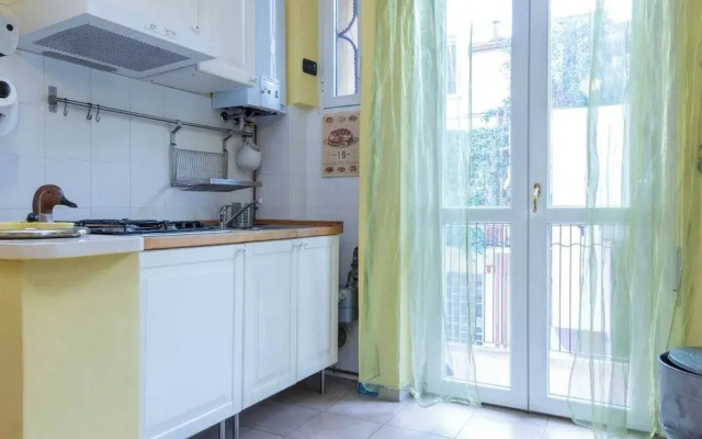 JOIVY Cozy Flat for 4 w/ Patio, Nearby Navigli