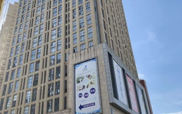 Dreamli Najia Theme Apartment