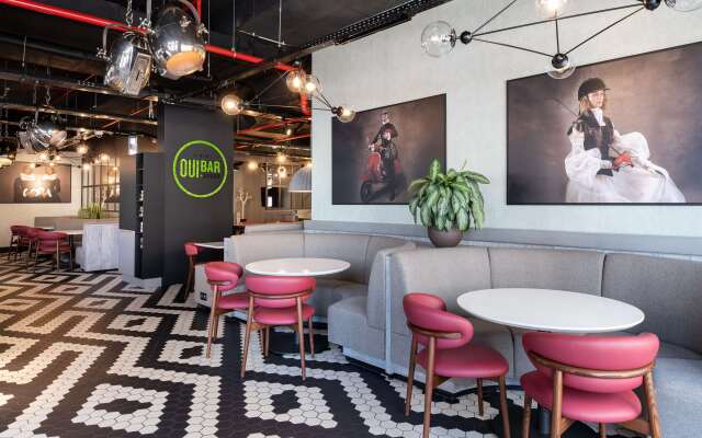 Radisson RED Brussels
