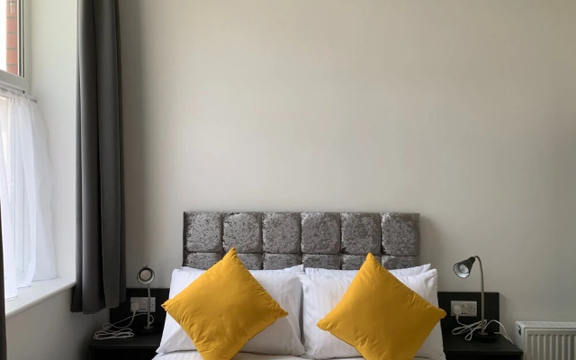 Kings Cross by Pureserviced