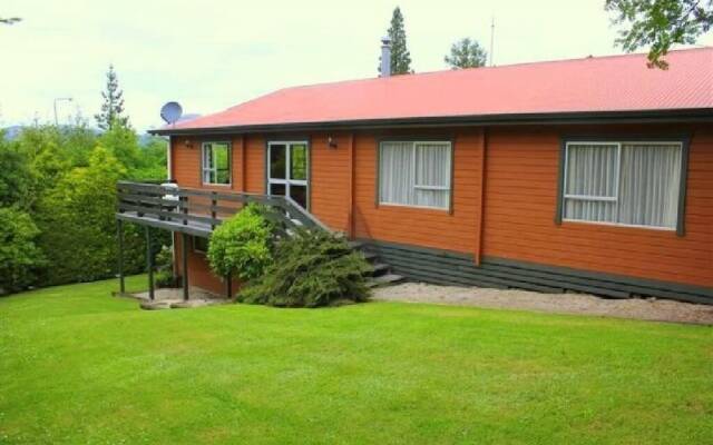 103 Chalet Cres