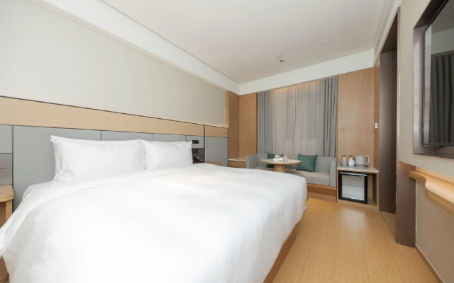 Ji Hotel- Shanghai Hongqiao Center Branch