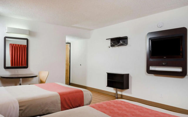 Ramada by Wyndham Merced