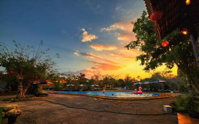 Tea Resort