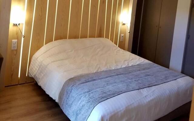 Logis Hotel De La Poste - Tence