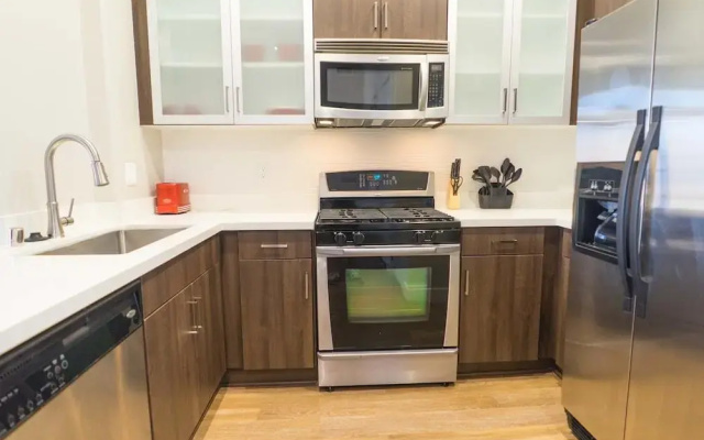 Glendon Apartments