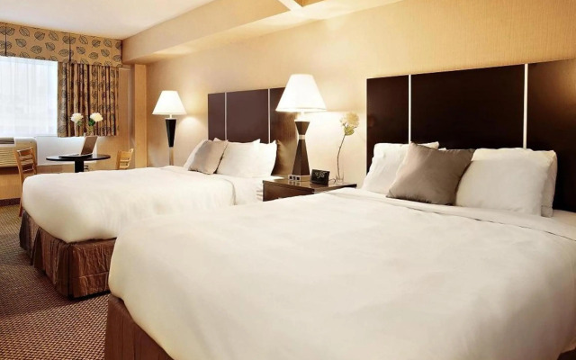 Comfort Suites Downtown