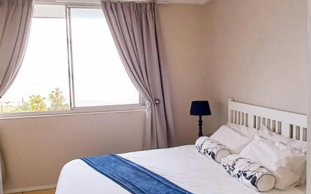 Margate Boulevard Spacious Apartment